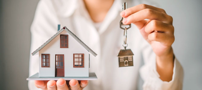 Holding House Model and Keys